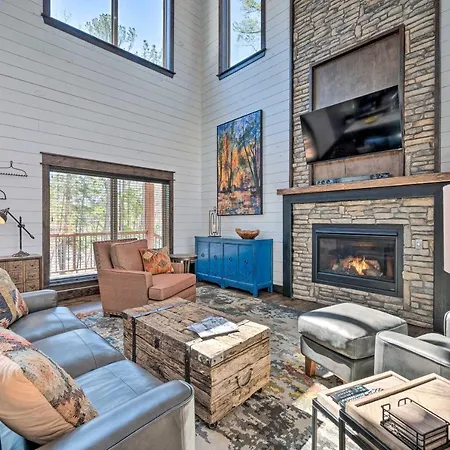 Luxury Cabin Getaway 1 Mi To Broken Bow Lake! Exterior photo